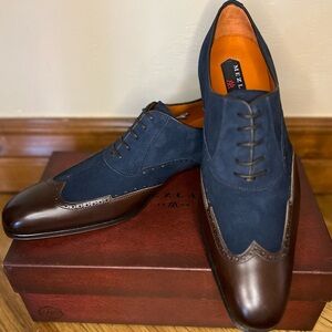 Men’s Mezlan Oxfords, new in box. Size 11.5